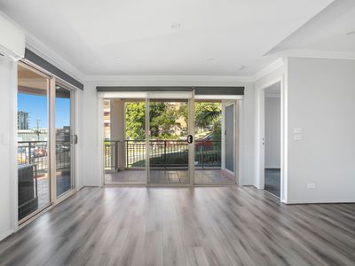 1 / 36-38 Loftus Street, Wollongong