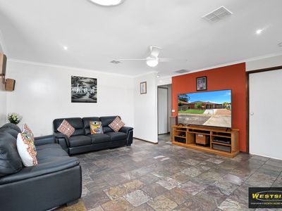 3 Kingfisher Court, Werribee