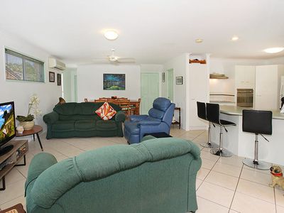2 / 3 Hoop Court, Maroochydore