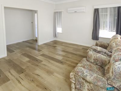 12 Redleaf Close, Heathcote