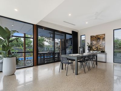 10 Broadway, South Brighton