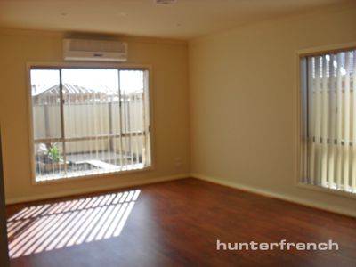 2/20 Bridlepath Drive, Truganina