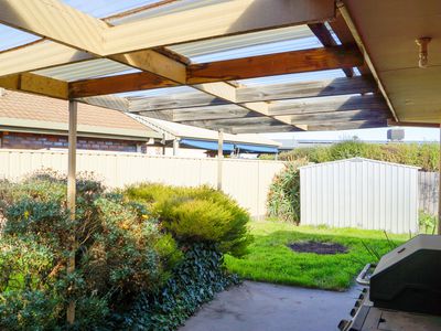 9 Wotonga Drive, Horsham