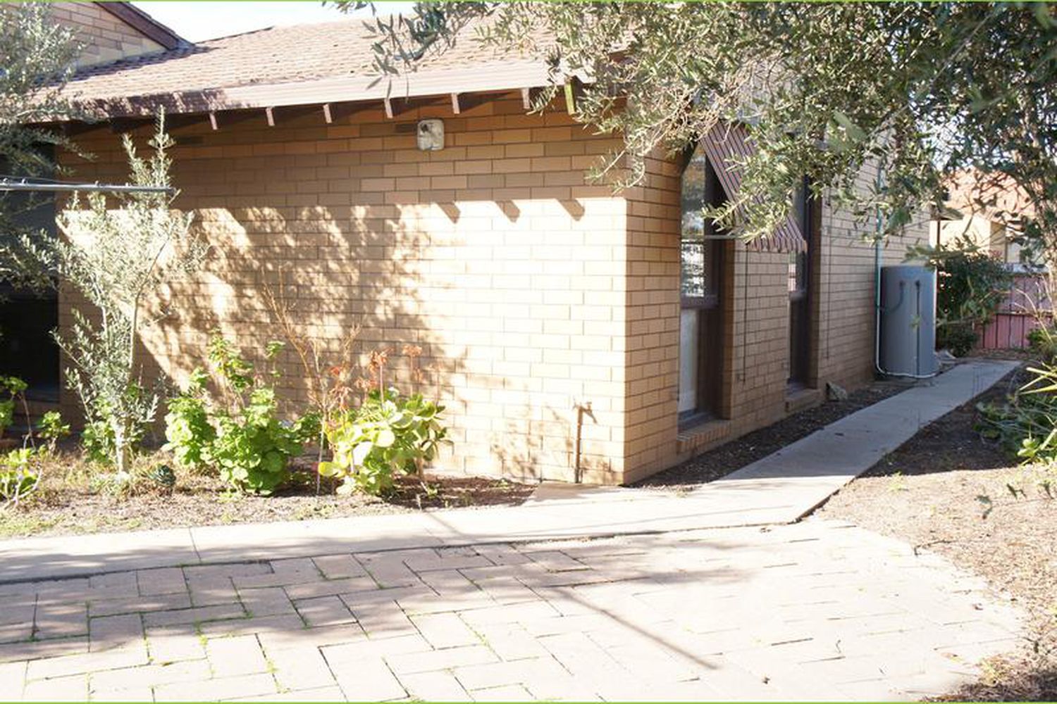 16 / 15 Begg Street, Horsham