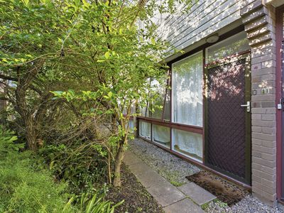 10 / 17 Lachlan Street, Warwick Farm