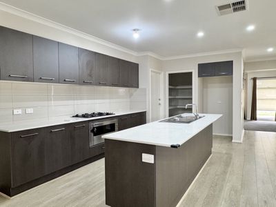12 Strawberry Road, Wyndham Vale