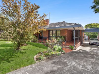 17-19 St Elmo Crescent, Highton