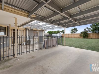 88 Nettle Drive, Hallam