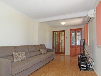 111 Varden Street, Piccadilly