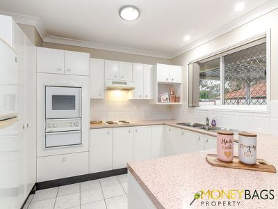 8 Hampden Crescent, Heritage Park