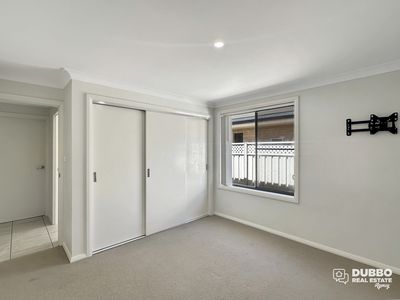 55 Champagne Drive, Dubbo