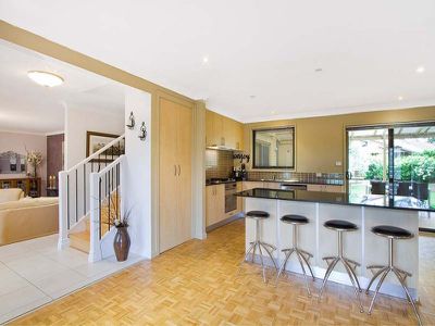 3 Koombala Grove, Cordeaux Heights