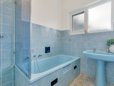 2 Whitelodge Road, Paradise