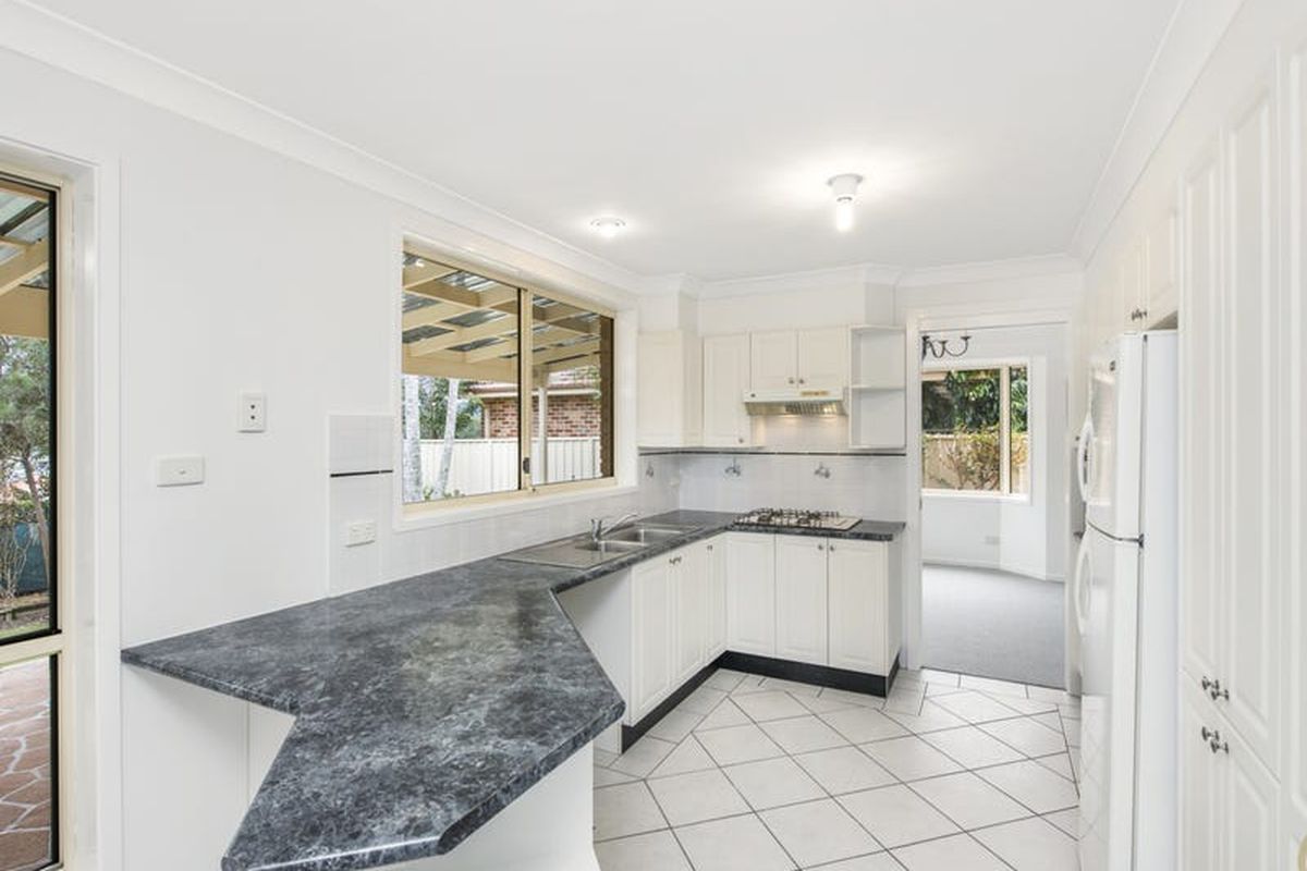 12 Bronzewing Drive, Erina