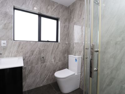 20 James Street, Mangere East