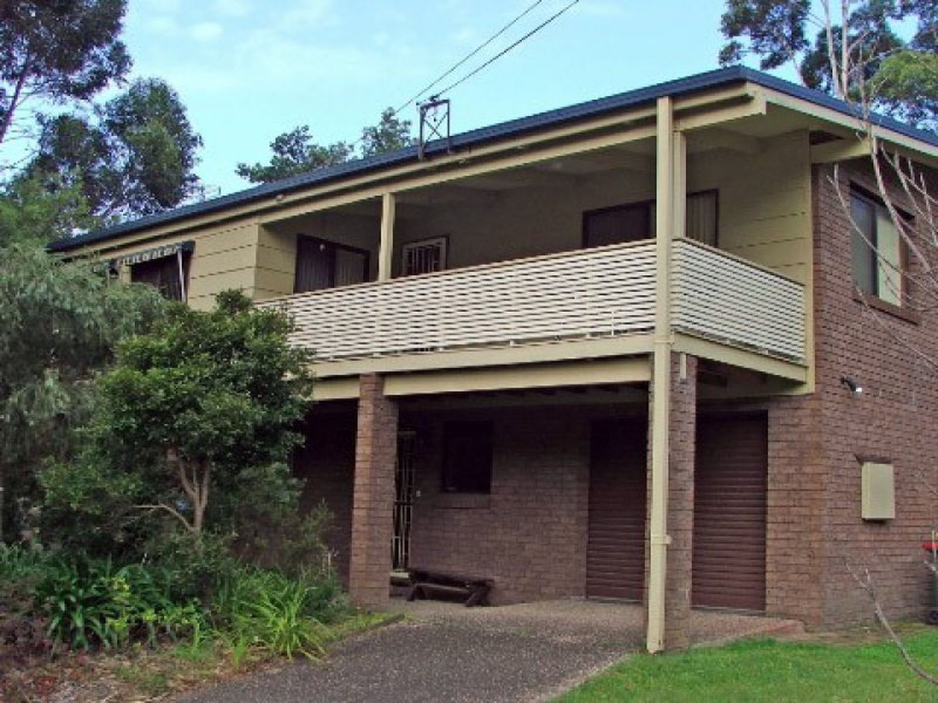 44 Ross Avenue, Narrawallee