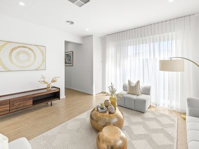 15 Pursuit Street, Mambourin