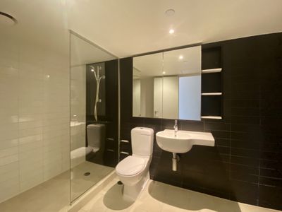 525 / 572 St Kilda Road, Melbourne