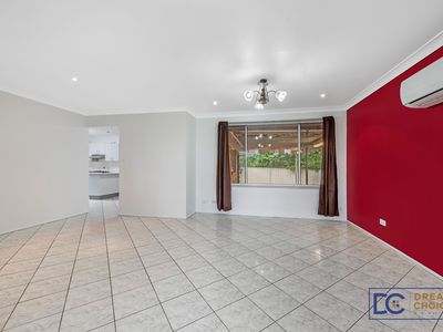 19 Alpin Grove, Oakhurst