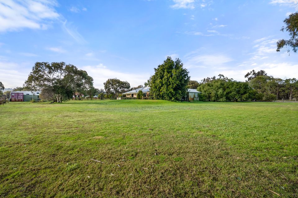 36 Beacham Road, Serpentine