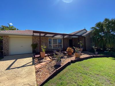 6 Deloraine Avenue, Urangan