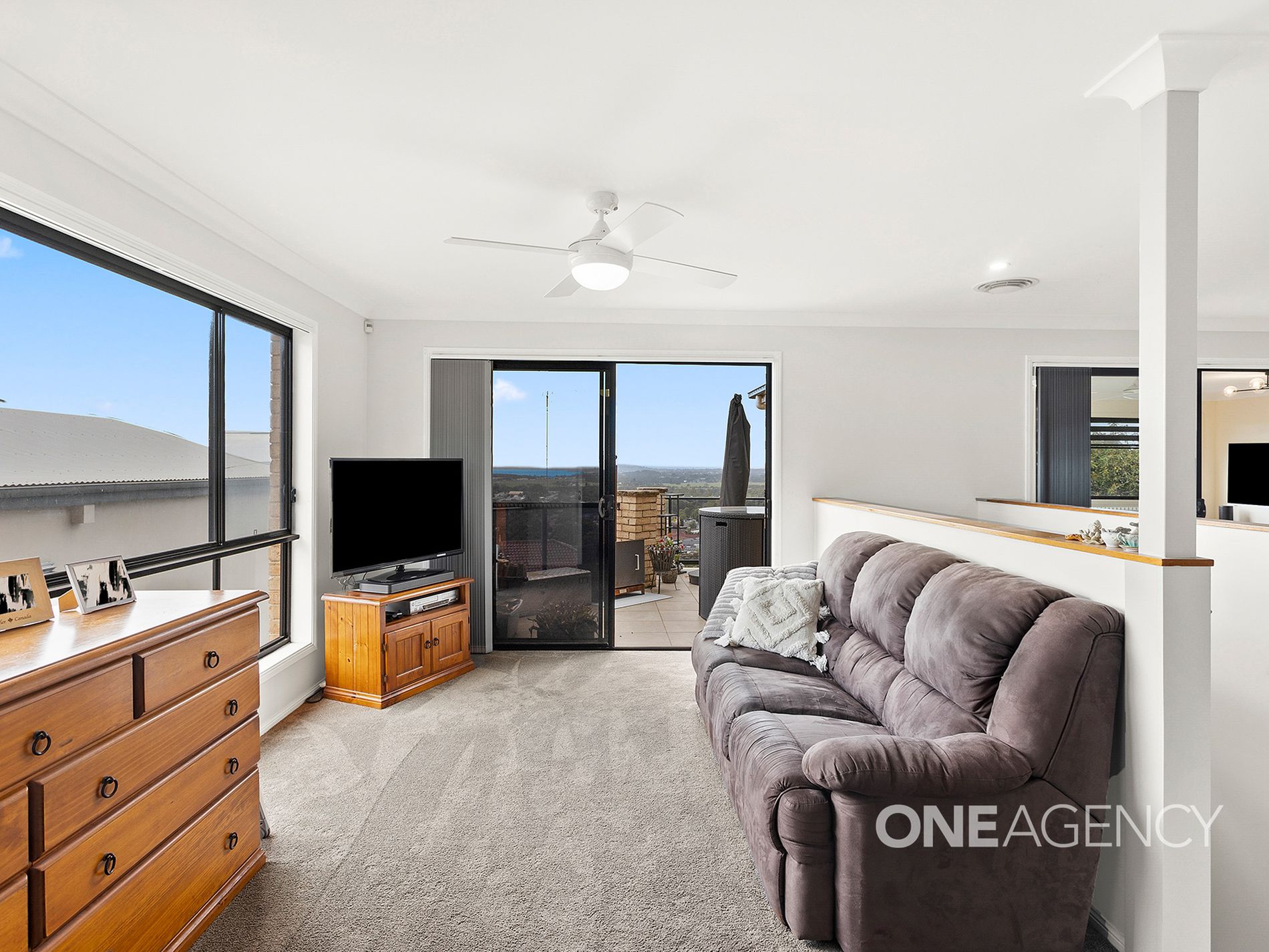 53 Scenic Crescent, Albion Park