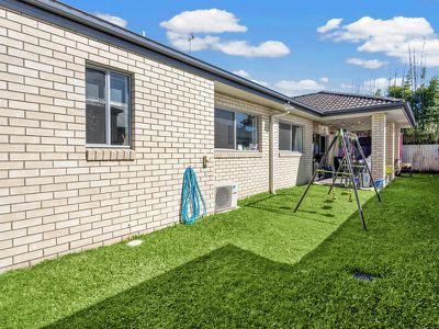 42 Feathertop Circuit, Caloundra West