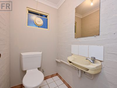 2 / 35 Cooper Road, Cockburn Central