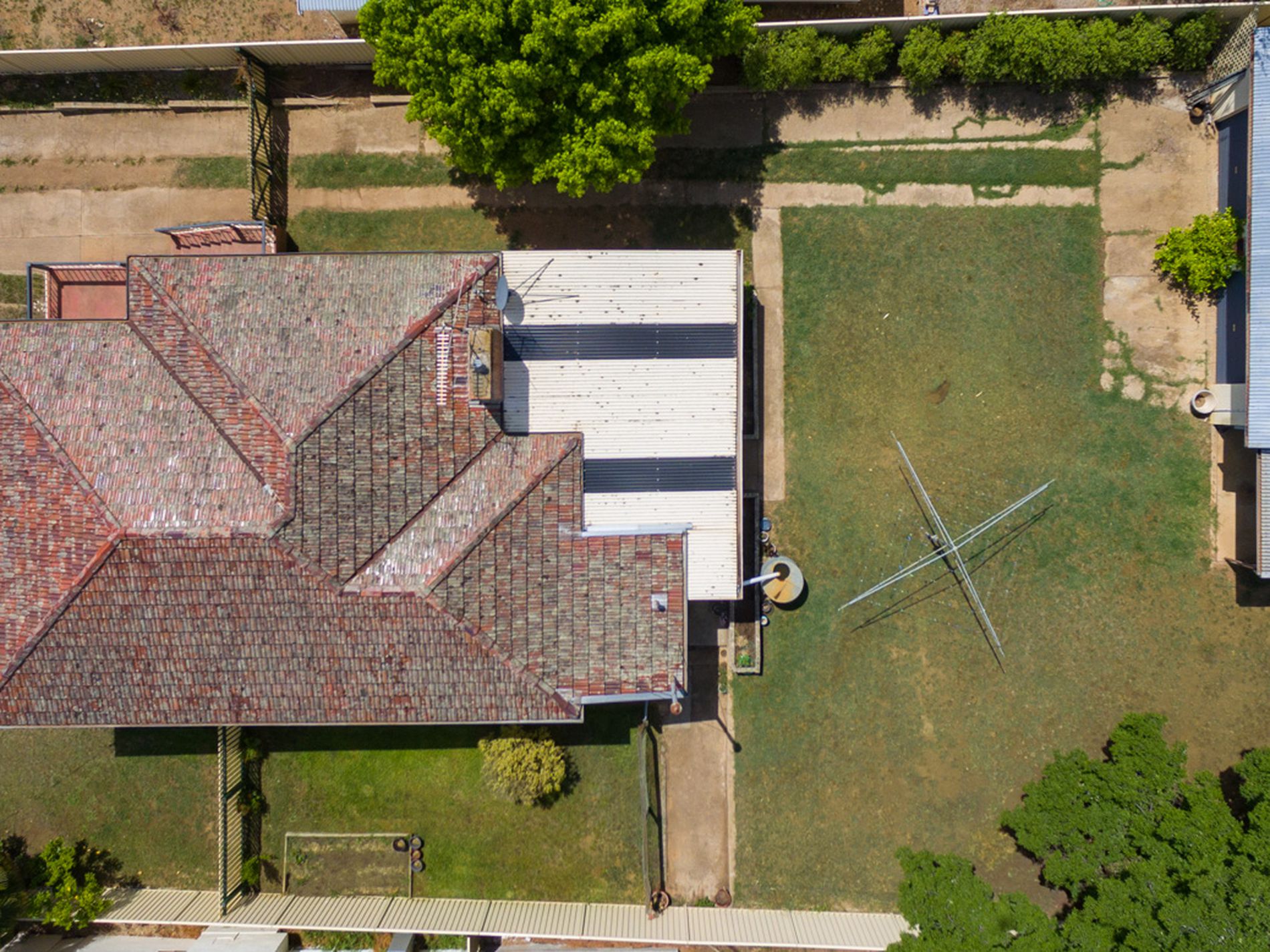 2 ROSEHILL STREET, West Bathurst