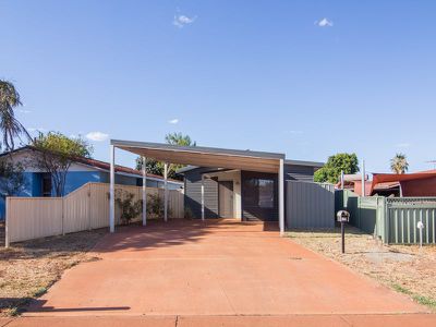 11 Boorthanna Crescent, Newman