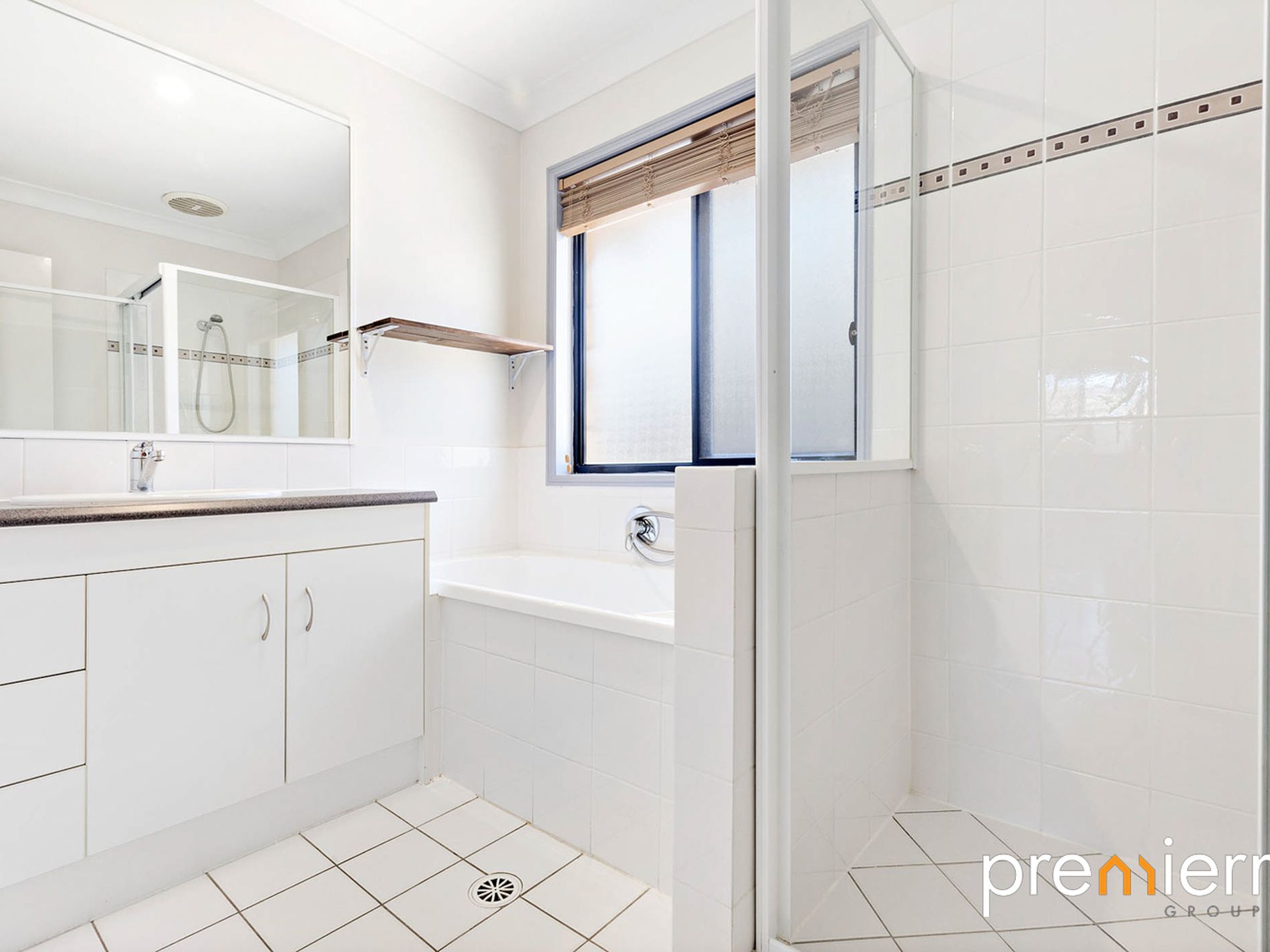 33 Collins Street, Collingwood Park