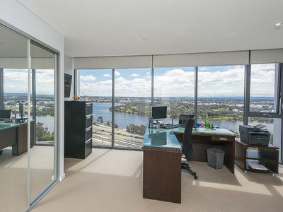 1905 / 96 Bow River, Burswood