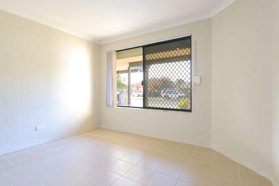 1 Kookynie Loop , Baldivis
