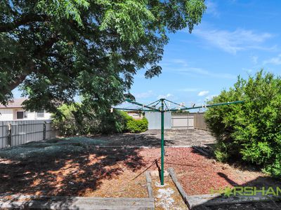 2 Bleakley Street, Horsham