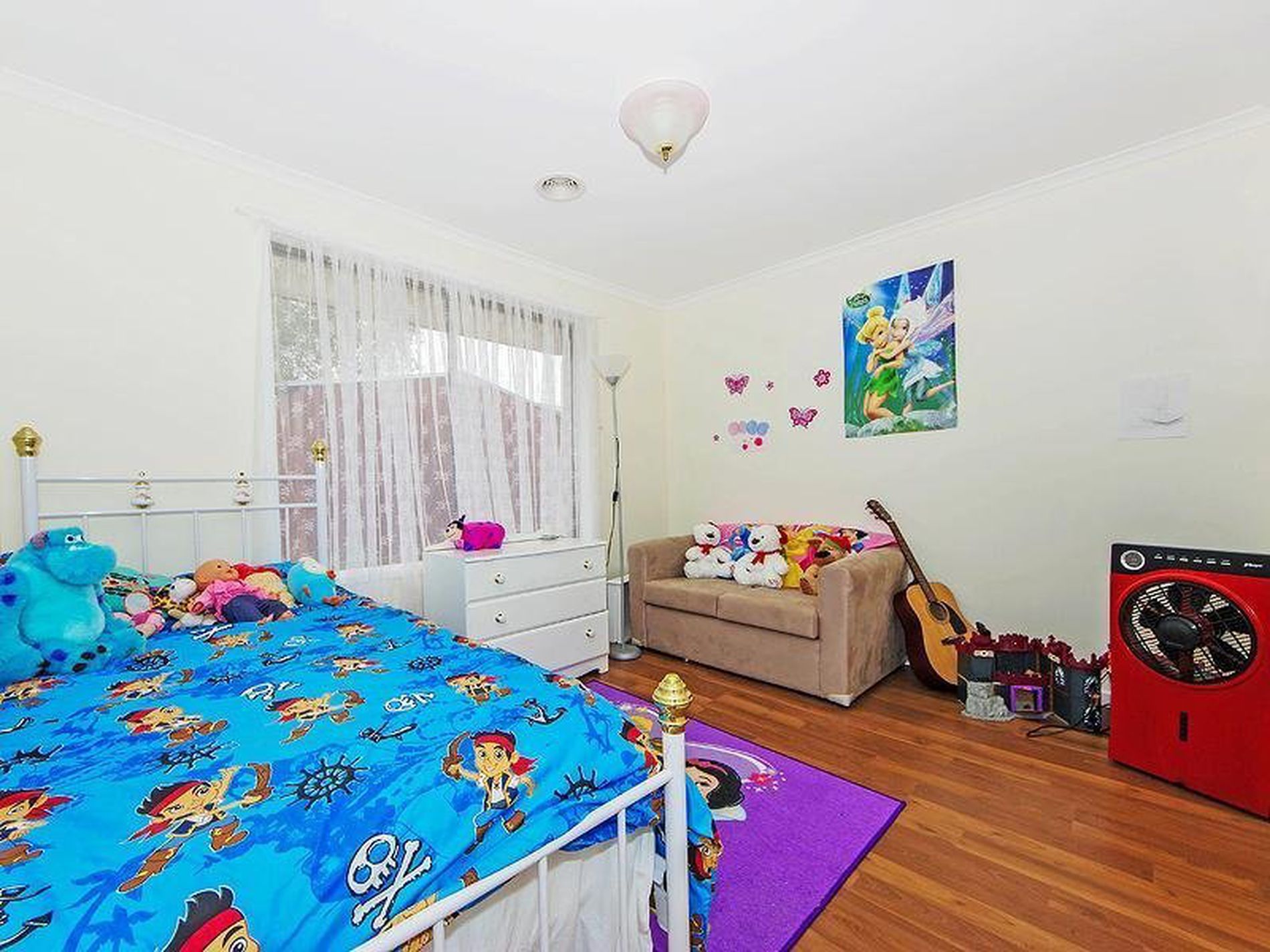 4 Charinga Avenue, Werribee