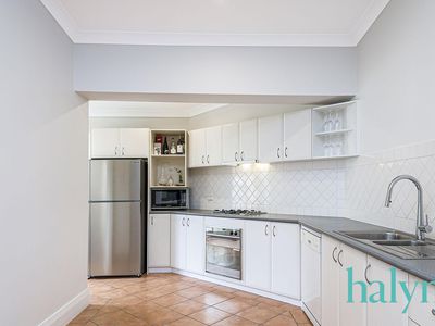 89 Scarborough Beach Road, Mount Hawthorn