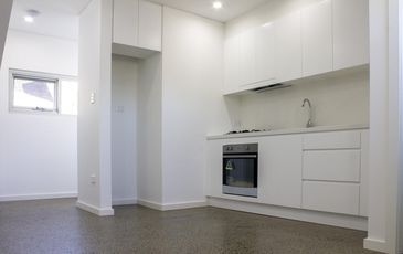 FLAT A / 742 BOURKE Street, Redfern