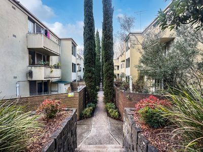 12/60 O'Shanassy Street, North Melbourne