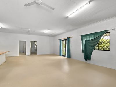 20 Kennedy Highway, Innot Hot Springs