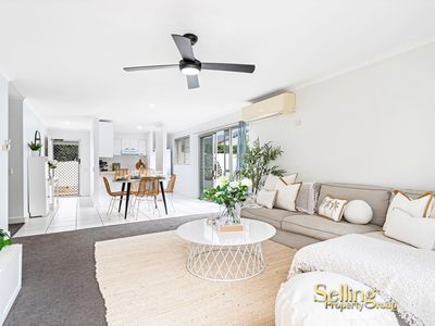 2 / 6 Brookside Road, Labrador