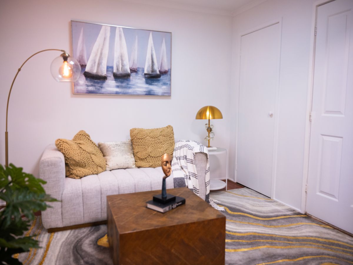 7 Carmarthen Close, Werribee