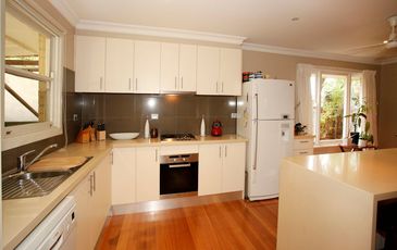 40 Railway Avenue, Beaconsfield