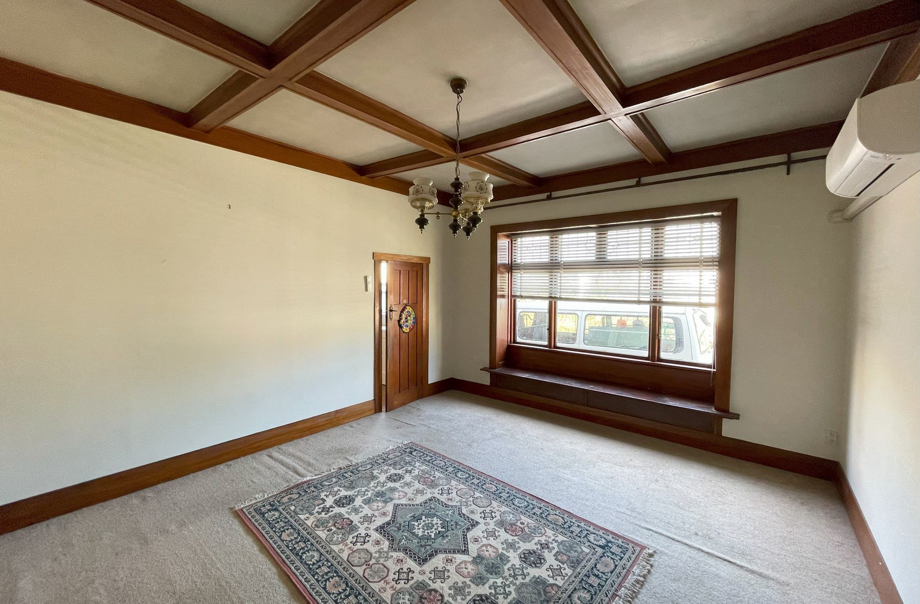 105 Macandrew Road, South Dunedin