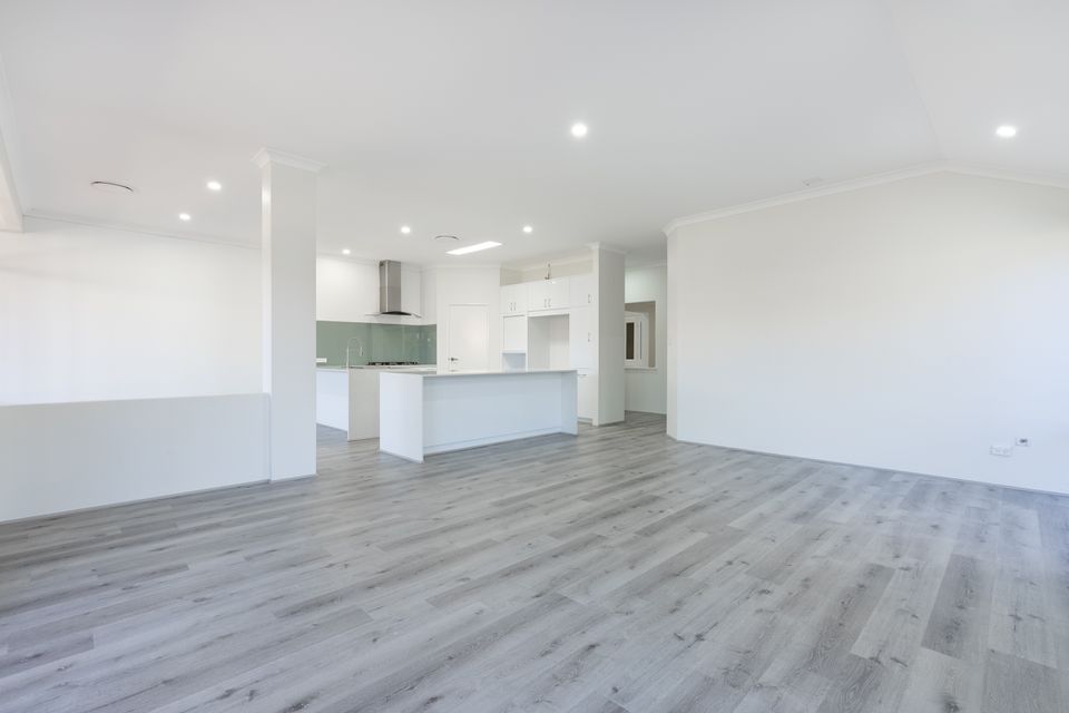 42 Achiever Avenue, Port Kennedy
