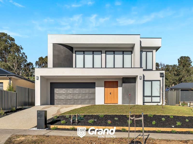 28 Niseko Crescent, Pakenham