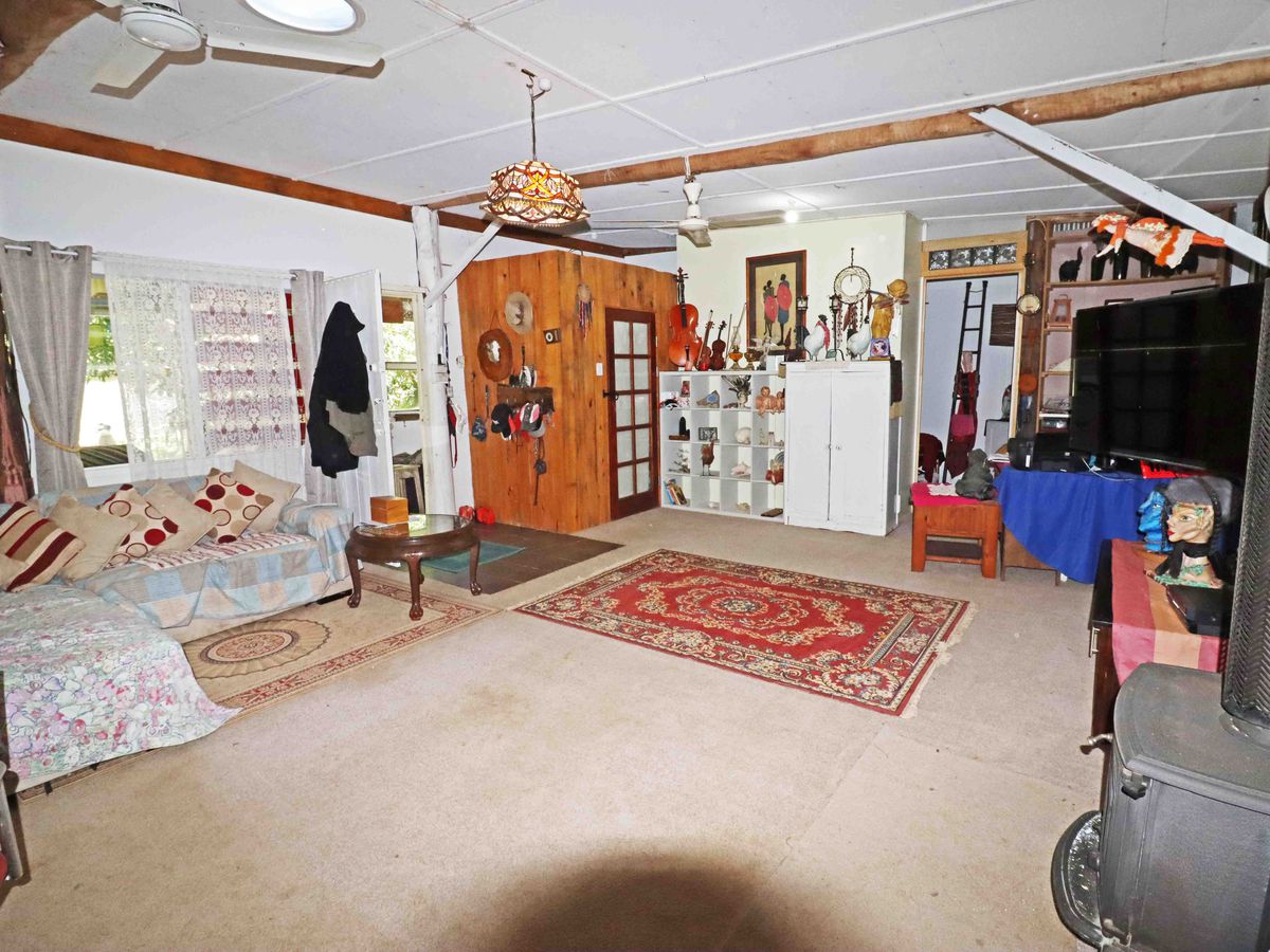 6 RUBINA TERRACE, Irvinebank