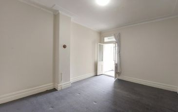 2 / 286 Chalmers Street, Redfern