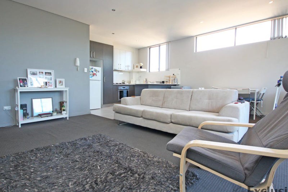 18 / 40-42 Henley Road, Homebush West