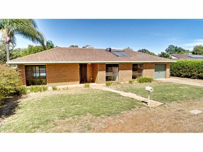26 Kensington Avenue, Dubbo
