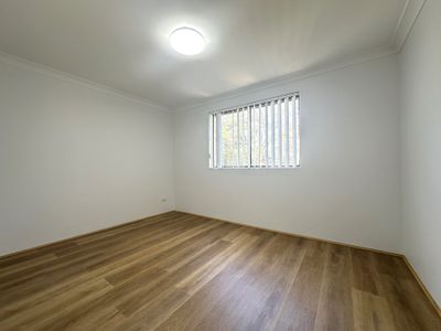4 / 19 Helen Street, Westmead